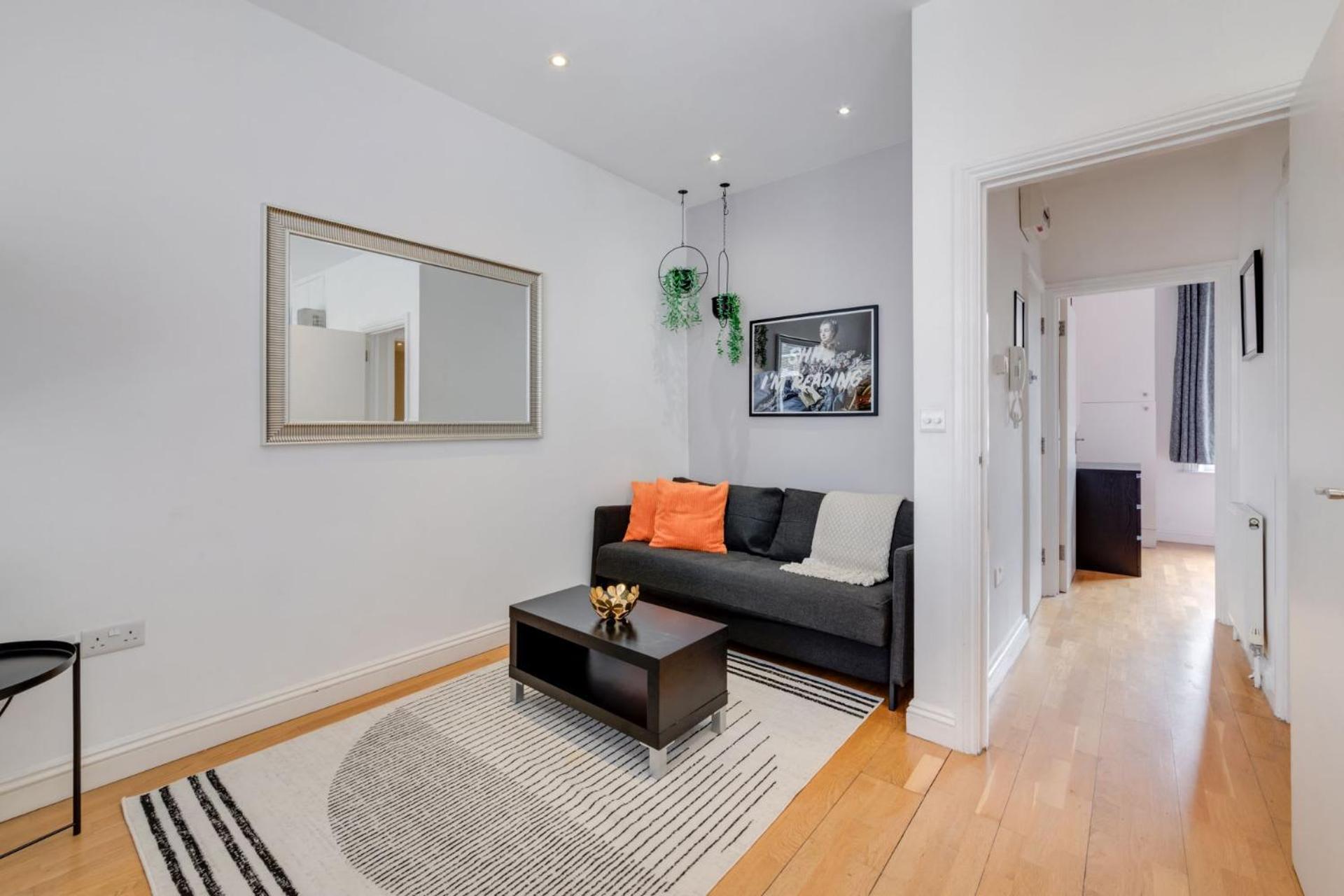 Apartment The Lipstick Palace - Fitzrovia - By Frankie Says London